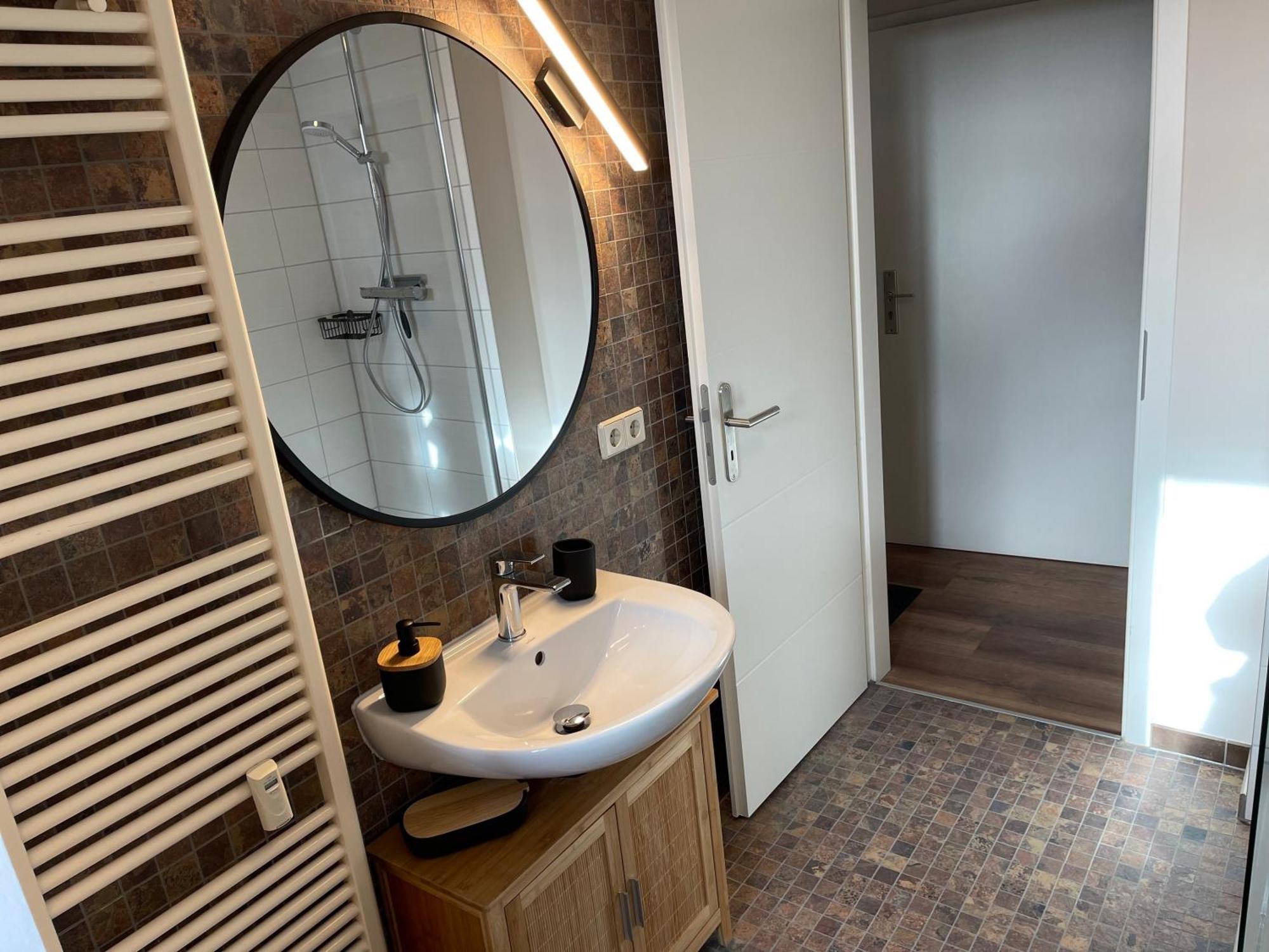 Apartments Am Bahnhof シュトラールズント 部屋 写真