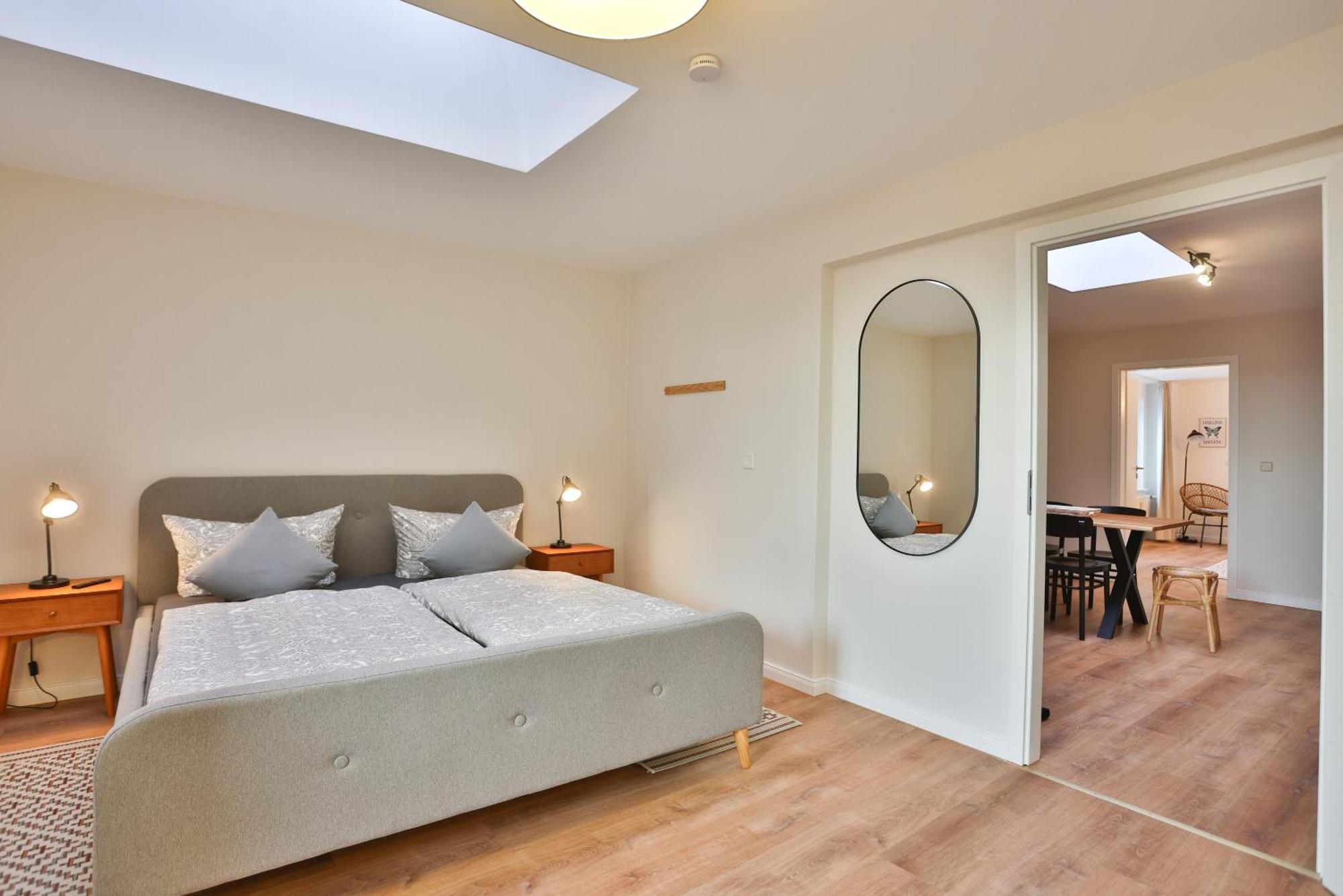 Apartments Am Bahnhof シュトラールズント 部屋 写真