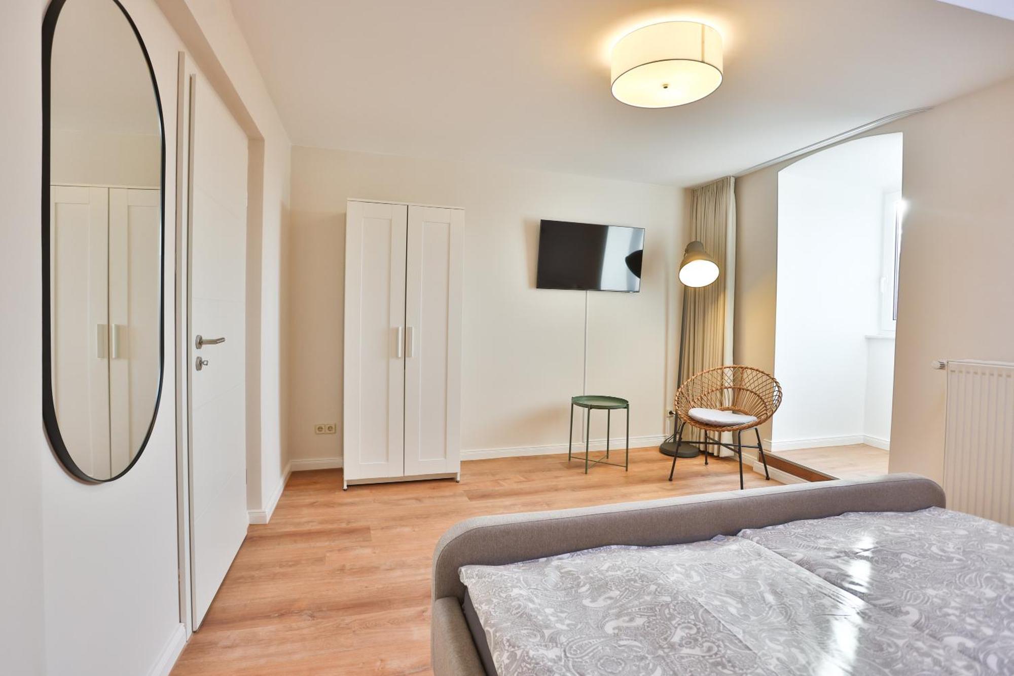 Apartments Am Bahnhof シュトラールズント 部屋 写真