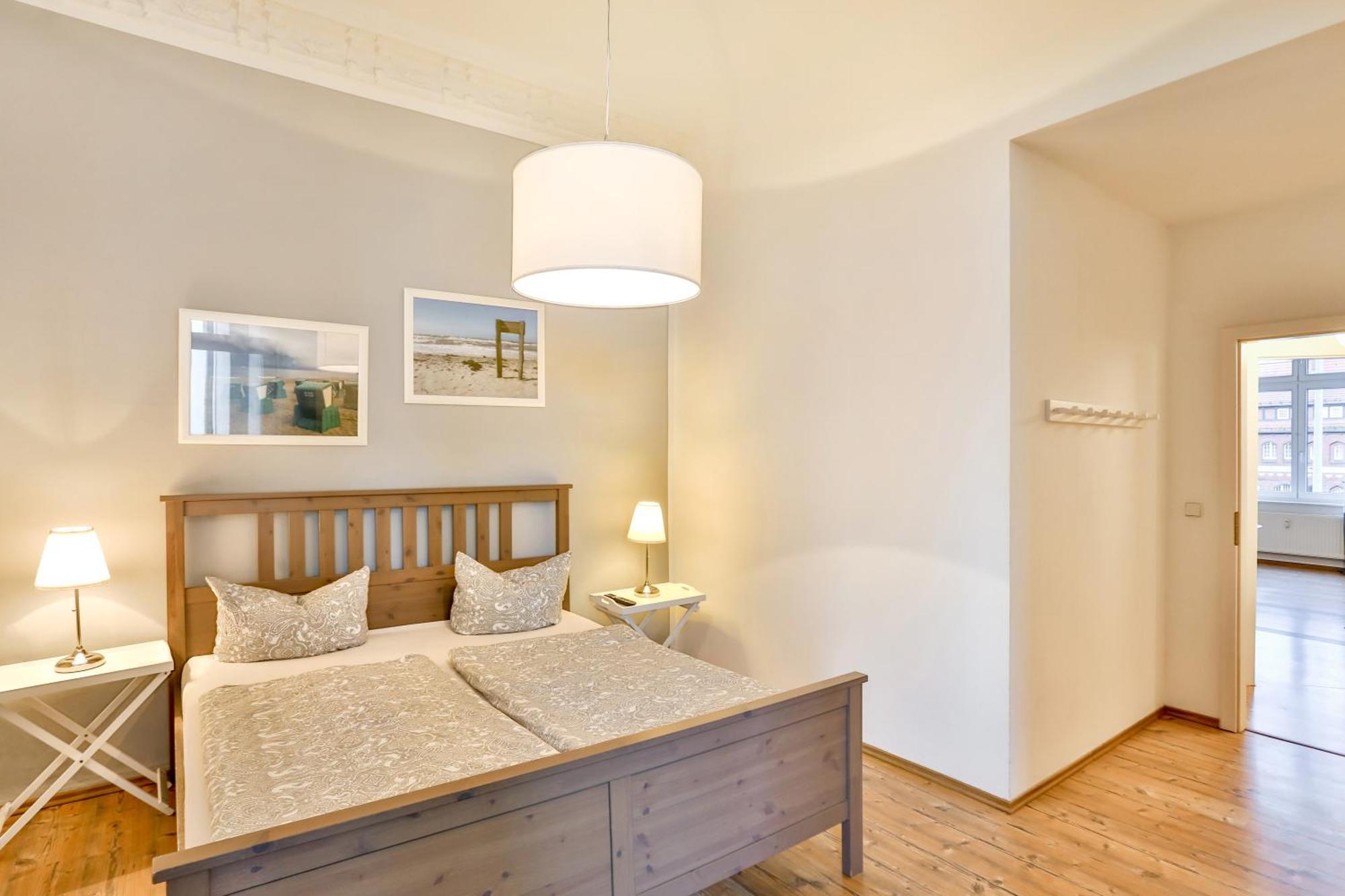 Apartments Am Bahnhof シュトラールズント 部屋 写真