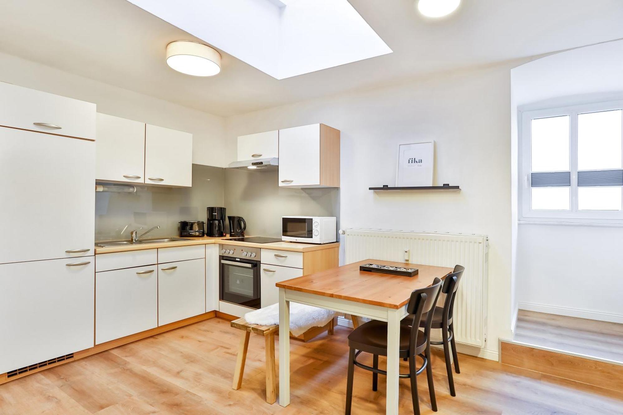 Apartments Am Bahnhof シュトラールズント 部屋 写真