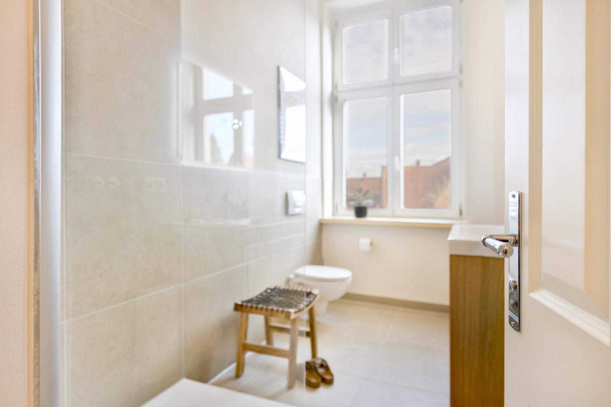 Apartments Am Bahnhof シュトラールズント 部屋 写真